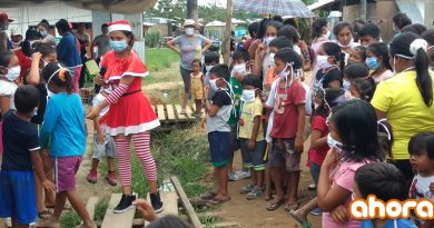 Dan 7 mil raciones de chocolate y juguetes